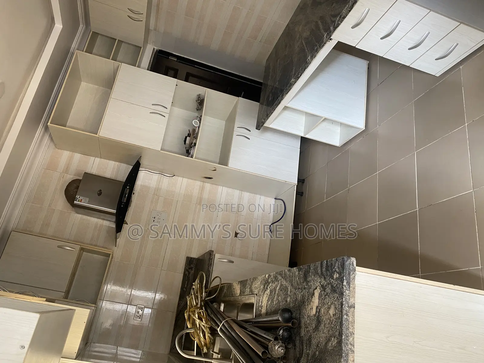 4bdrm Bungalow in Queens Estate for rent in Gwarinpa