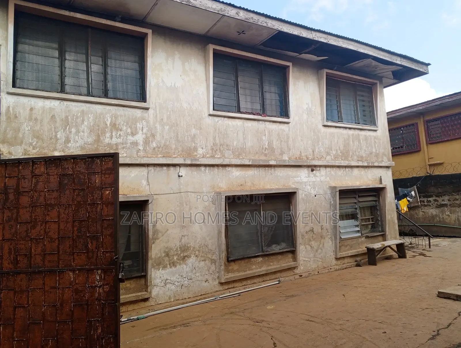 20bdrm House in Oke Ado for sale in Oke Ado