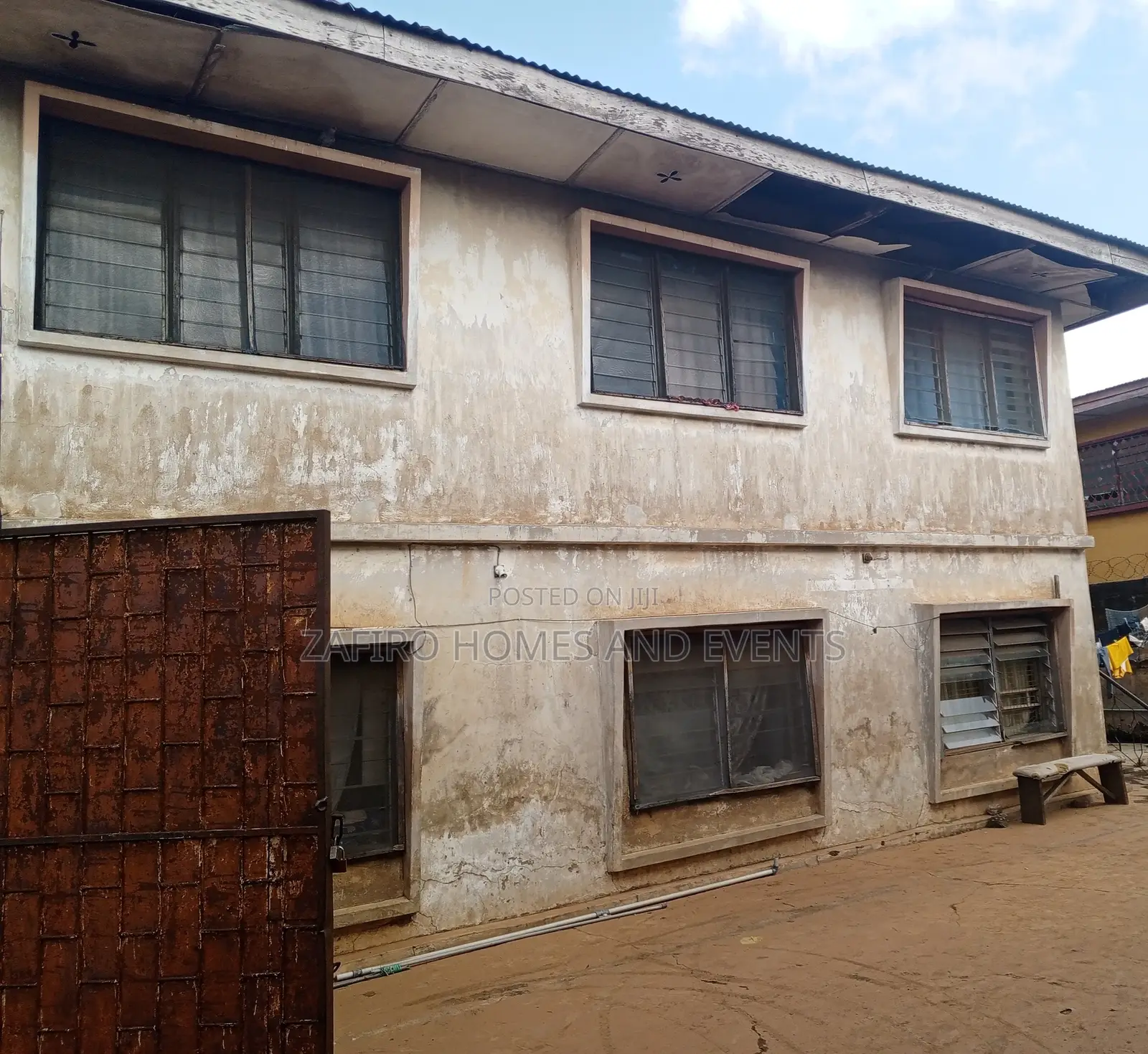 20bdrm House in Oke Ado for sale in Oke Ado