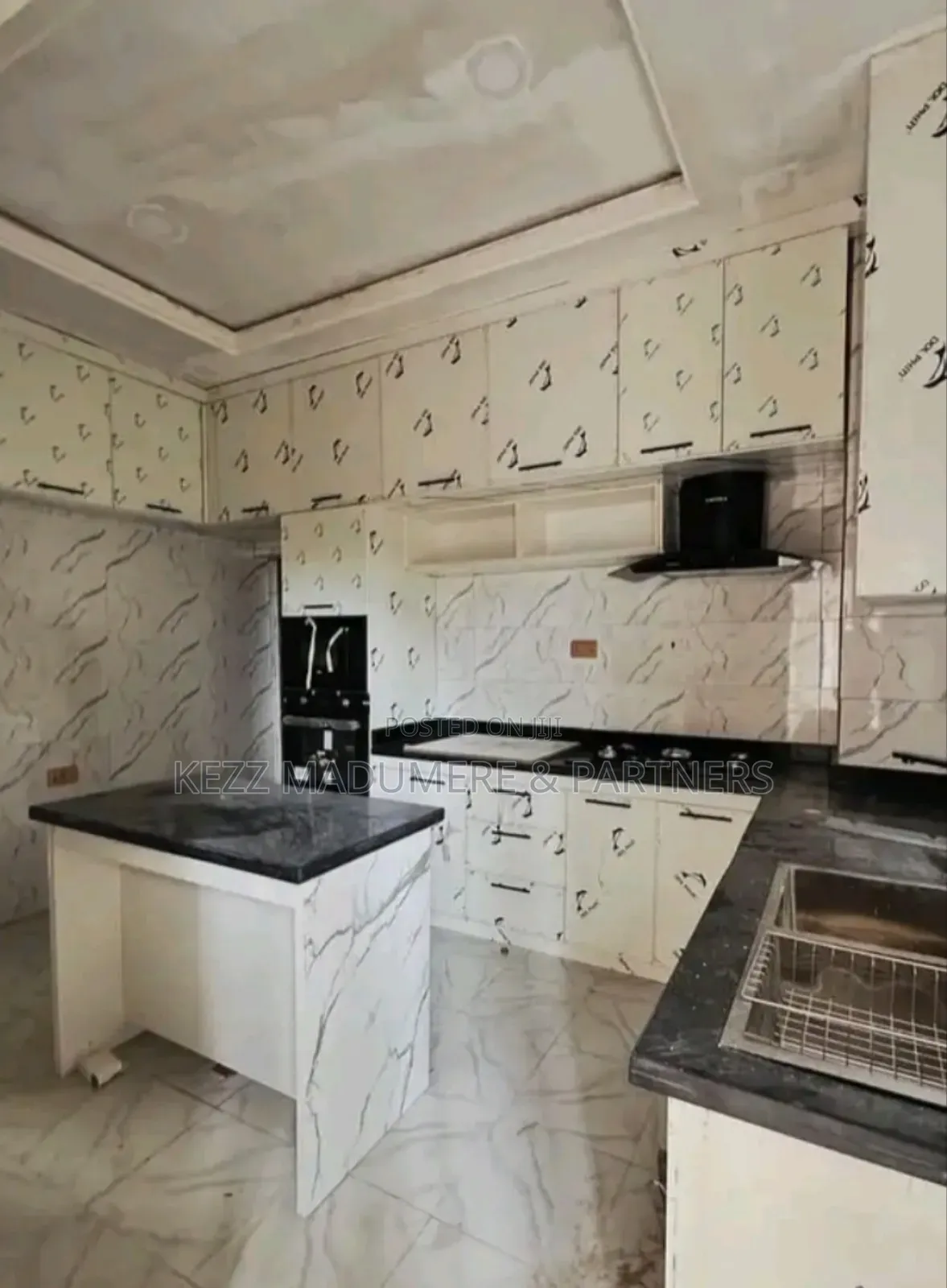 4bdrm Duplex in In A Gated Est , for sale in Port-Harcourt