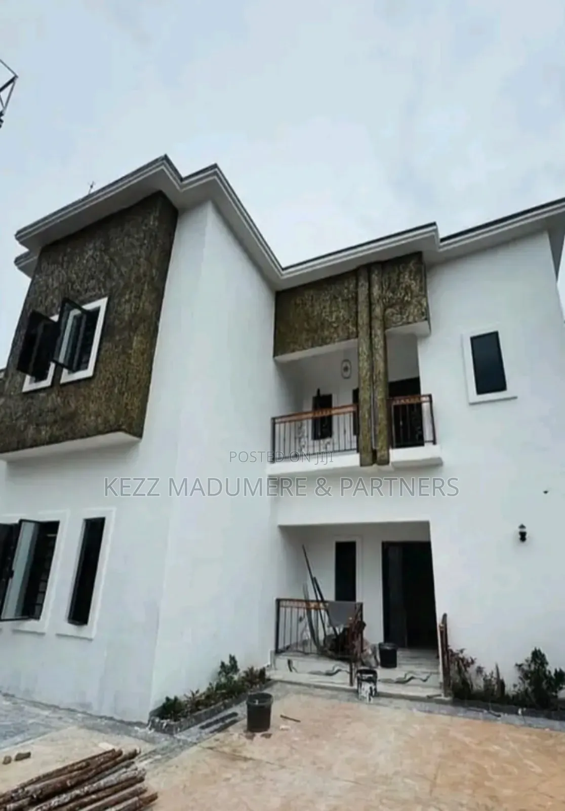 4bdrm Duplex in In A Gated Est , for sale in Port-Harcourt