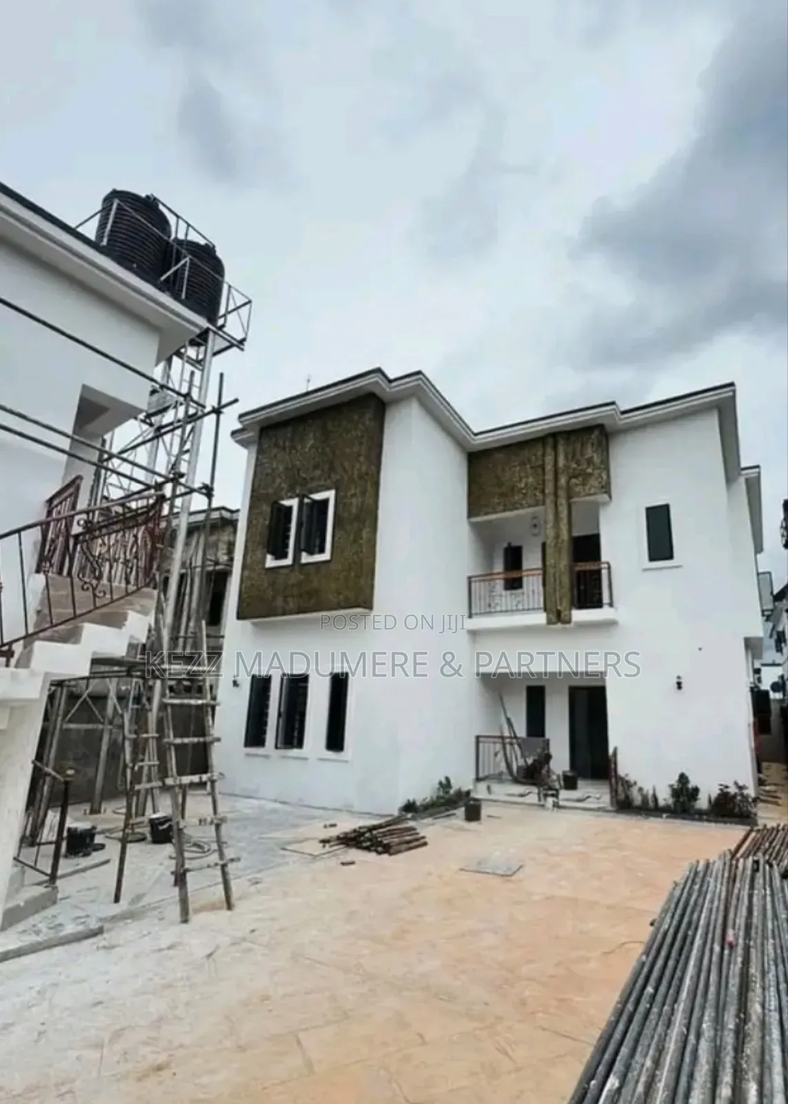 4bdrm Duplex in In A Gated Est , for sale in Port-Harcourt