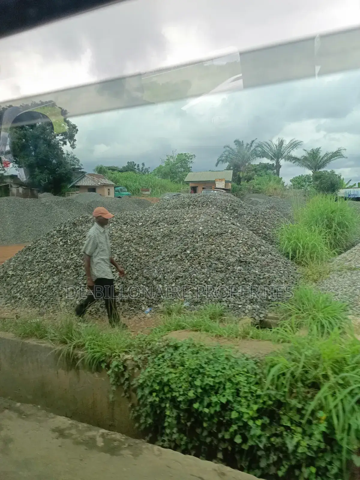 Standard 5 Plots at Along Wethdral/Aba Road Owerri B4 Army in Owerri