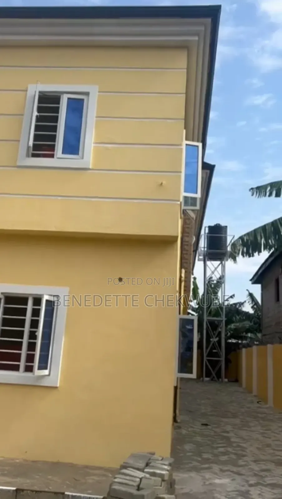 2bdrm Block of Flats in Rumuoparali for sale in Rumuoparali