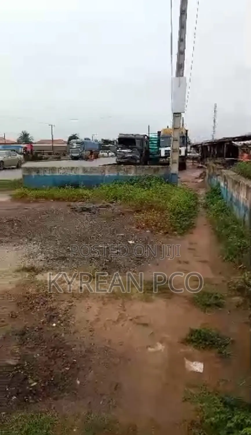 Beautifully Loca 5 Plots With a Store Building in Ikorodu