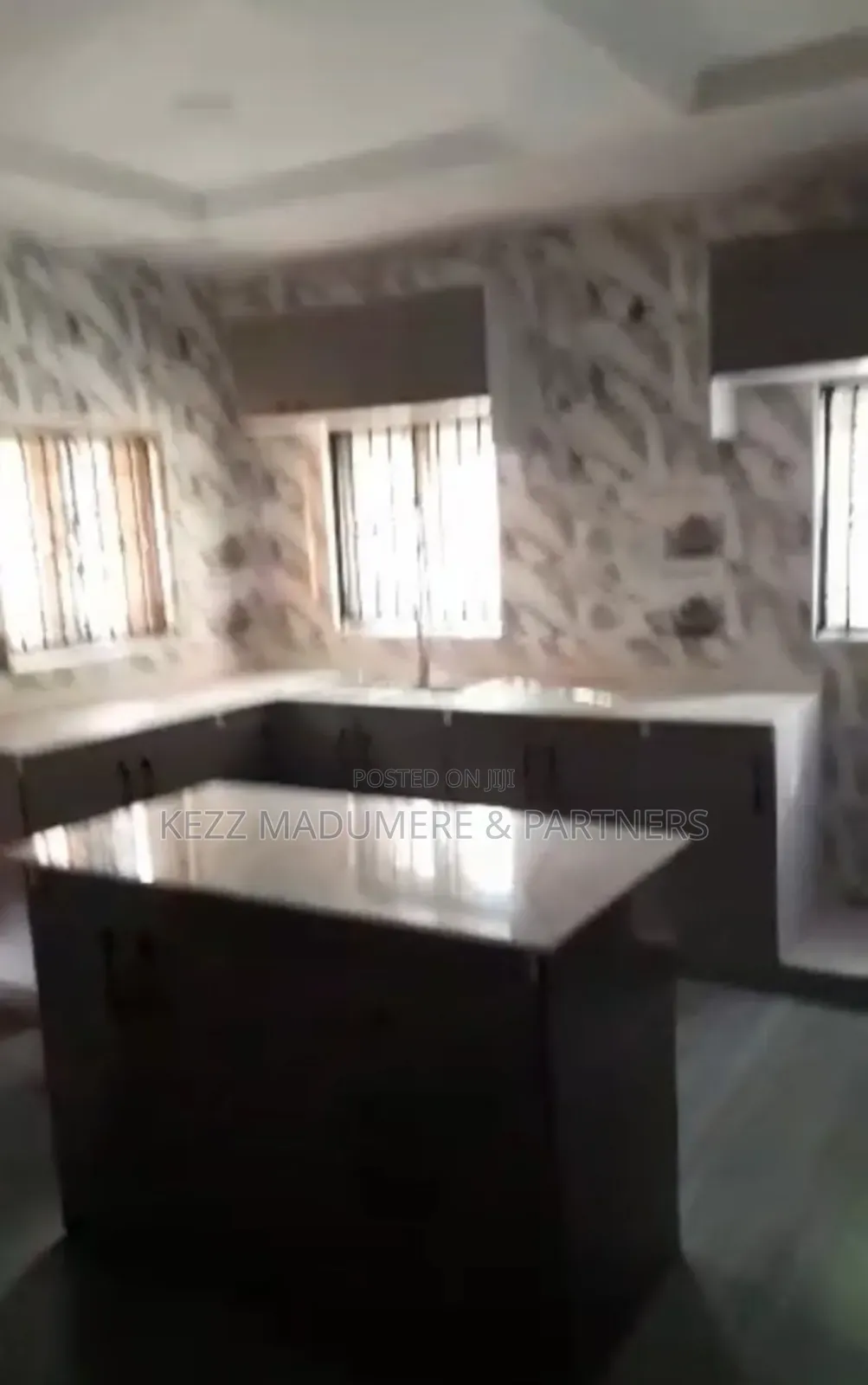 8bdrm Duplex in Ikenegbu Extension, for sale in Owerri