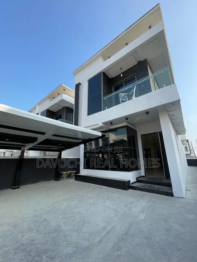 5bdrm Duplex in Off Lekki-Epe Expressway for sale in Off Lekki-Epe Expressway