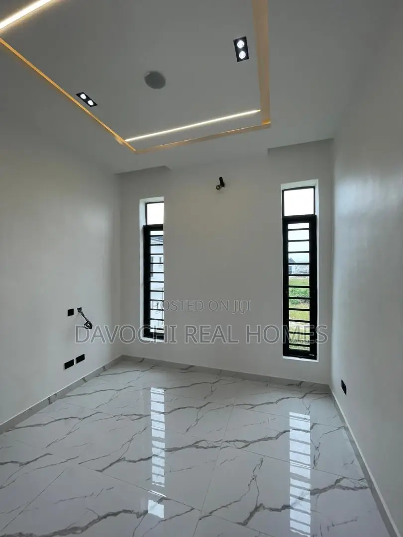 4bdrm Duplex in Lekki Phase 2 for sale in Lekki Phase 2