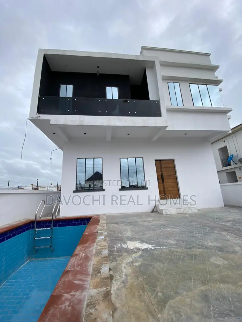 5bdrm Duplex in Off Lekki-Epe Expressway for sale in Off Lekki-Epe Expressway