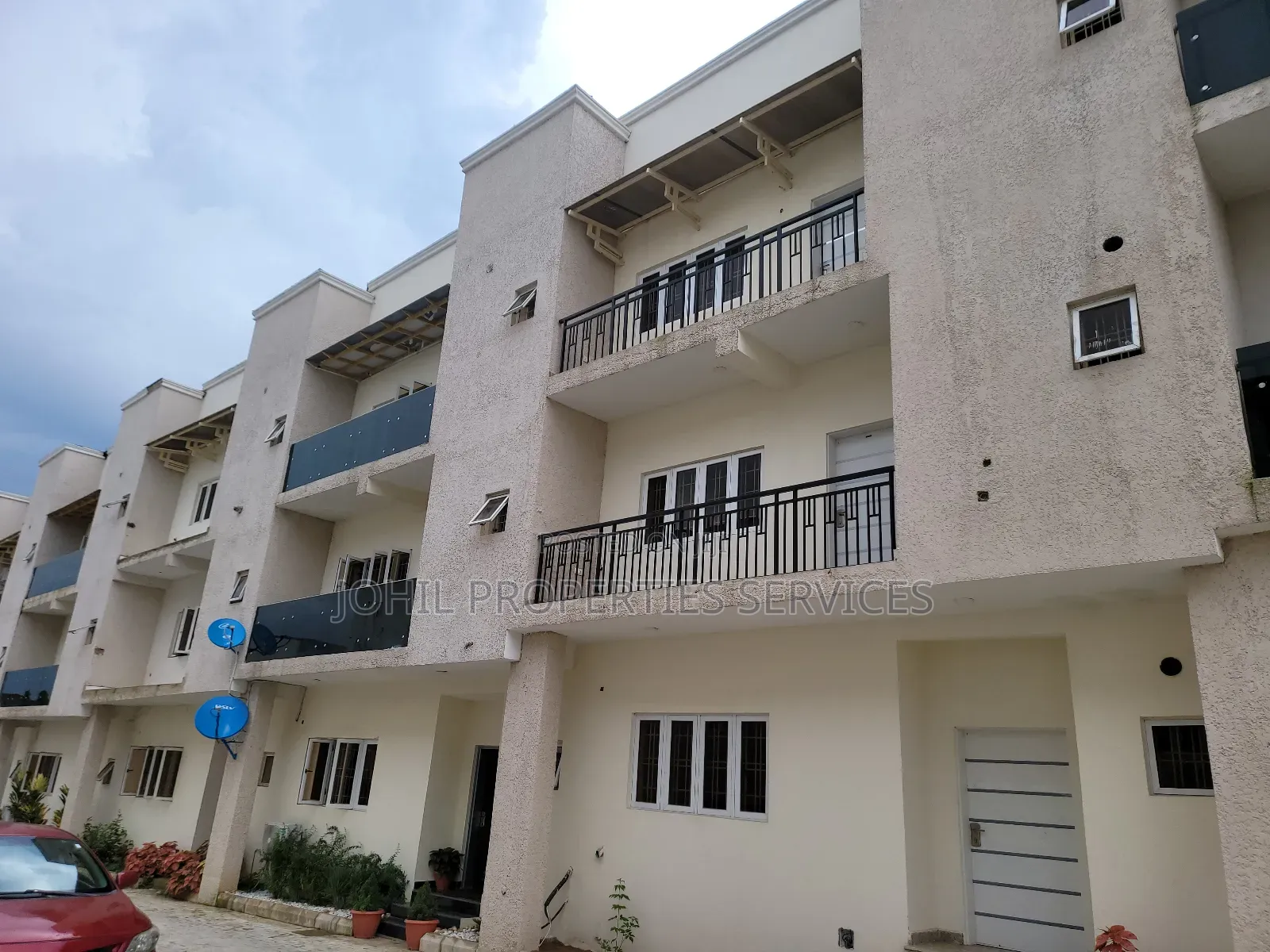 4bdrm Duplex in Jahi for sale in Jahi