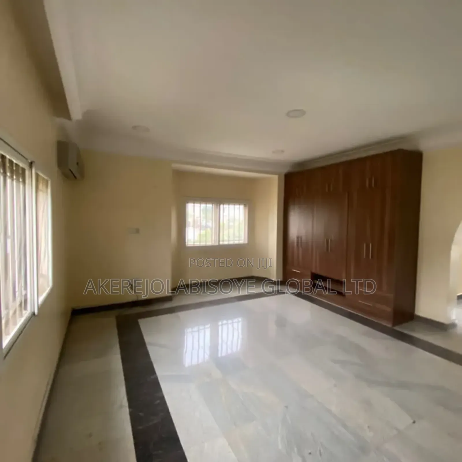 5bdrm Duplex in In An Estate for rent in Life Camp