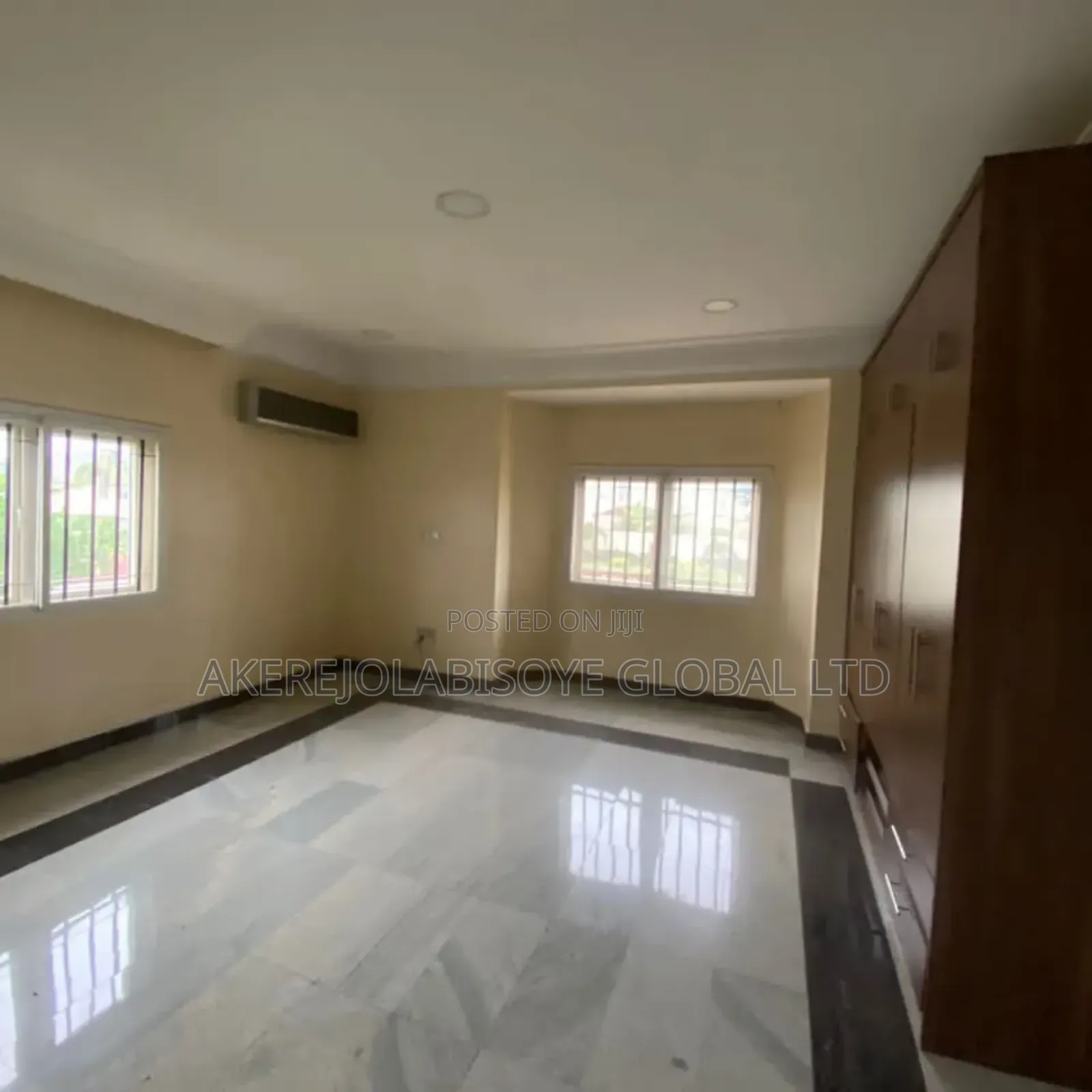 5bdrm Duplex in In An Estate for rent in Life Camp