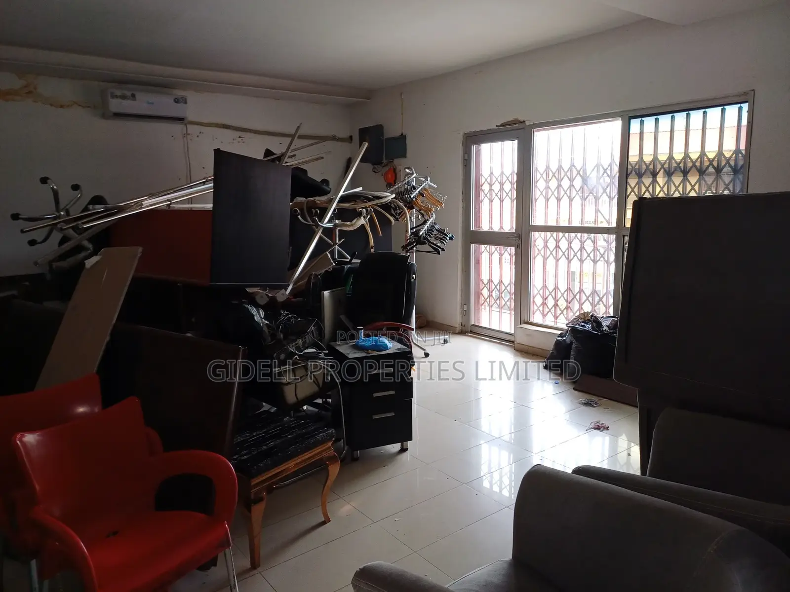 45sqm Office Space on the Second Floor in Wuse 2