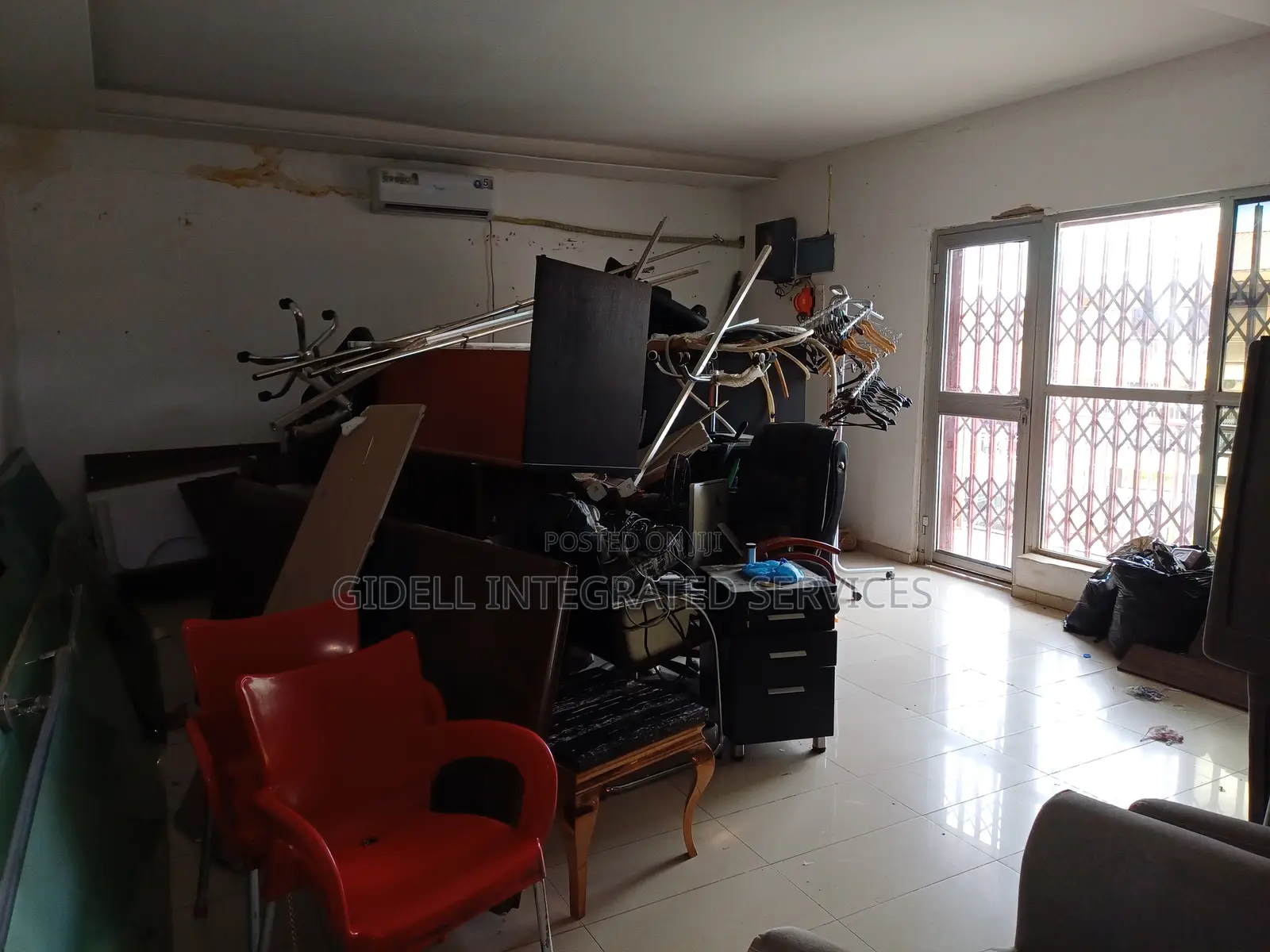 45sqm Office Space on the Second Floor in Wuse 2