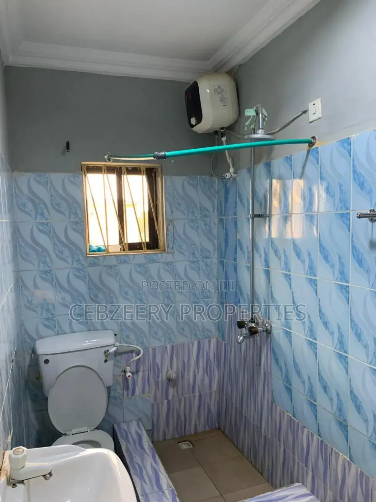 4bdrm Bungalow in Omole Phase 1 for rent in Omole Phase 1