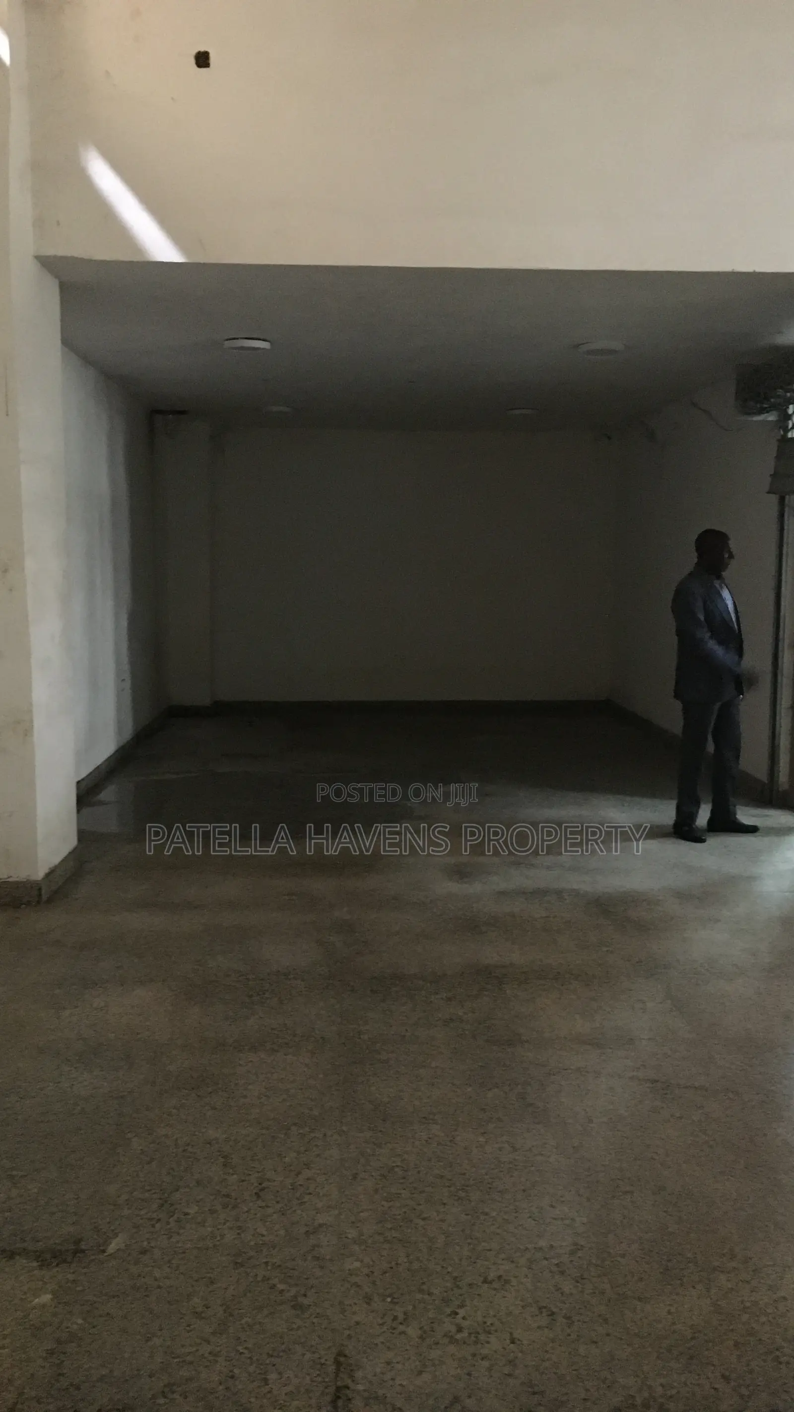 Spacious Office Space in Wuse