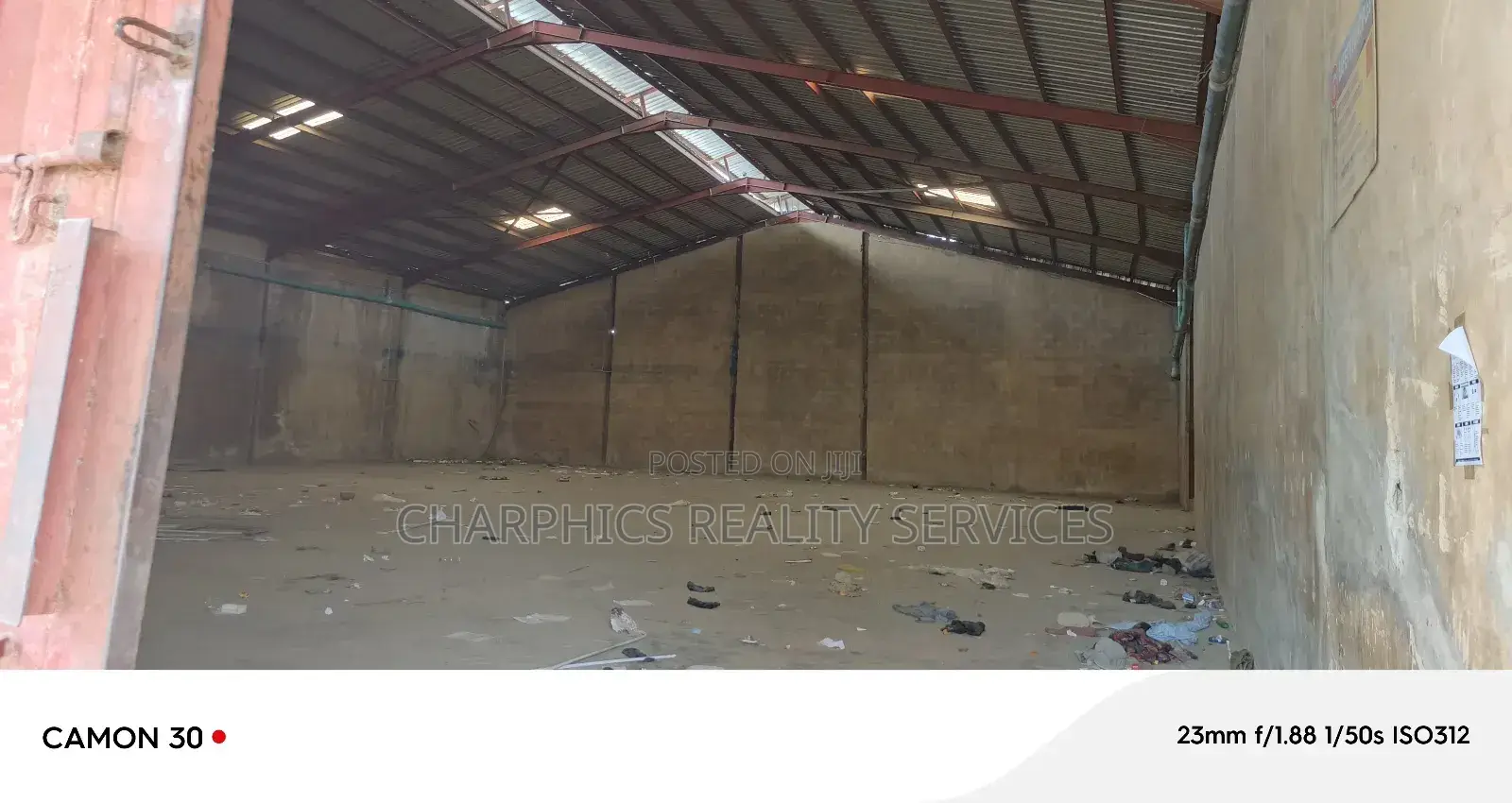 Three Units of Warehouse (30,000sqft)Off Eric Moore Surulere in Eric Moore