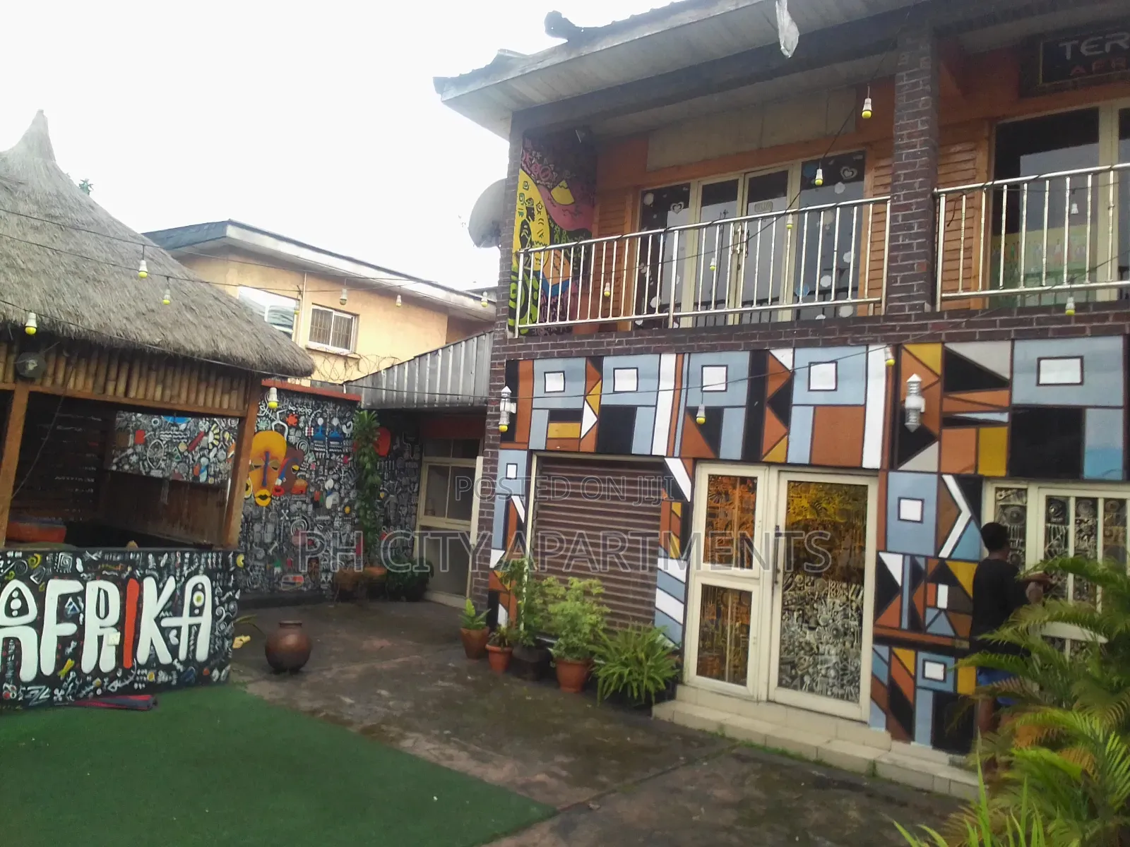 Commercial Duplex in GRA Phase 2 / Port-Harcourt