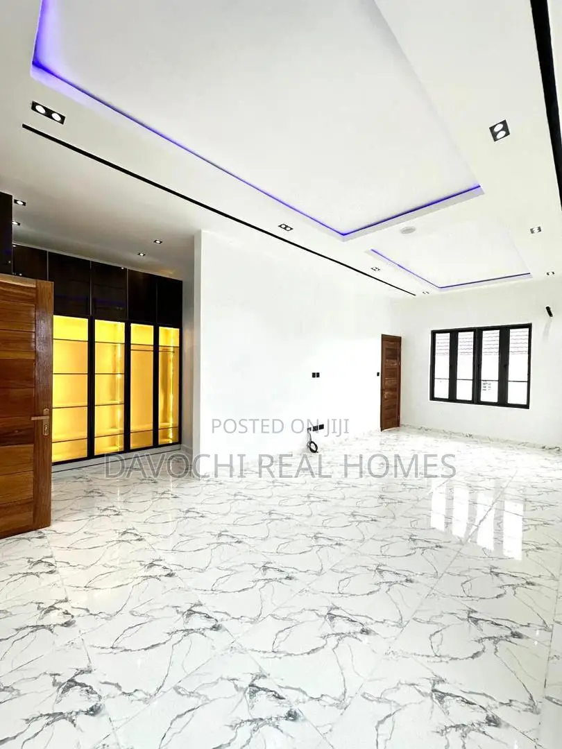 5bdrm Duplex in Ikate for rent in Ikate