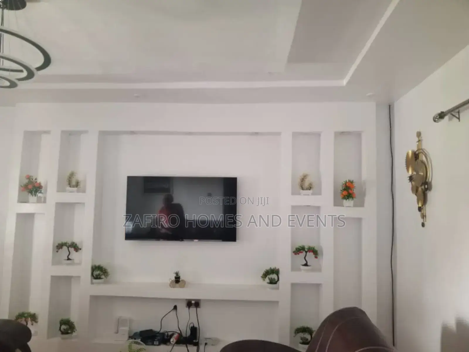 5bdrm Apartment in Elebu Akala Express, Oluyole Estate for sale in Oluyole Estate