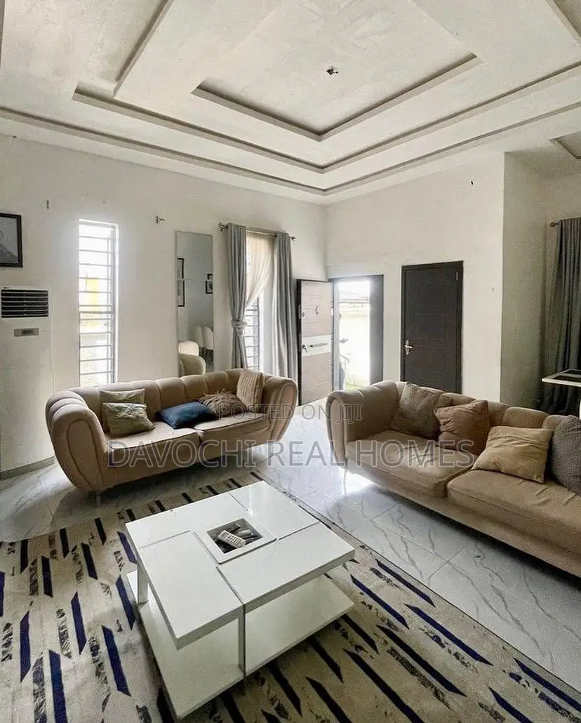 Furnished 4bdrm Duplex in Chevron for rent in Chevron