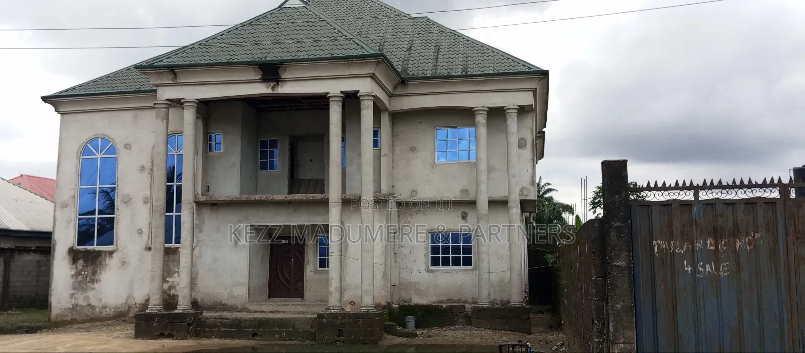 11bdrm Duplex in Rumuesara Eneka , for sale in Eneka