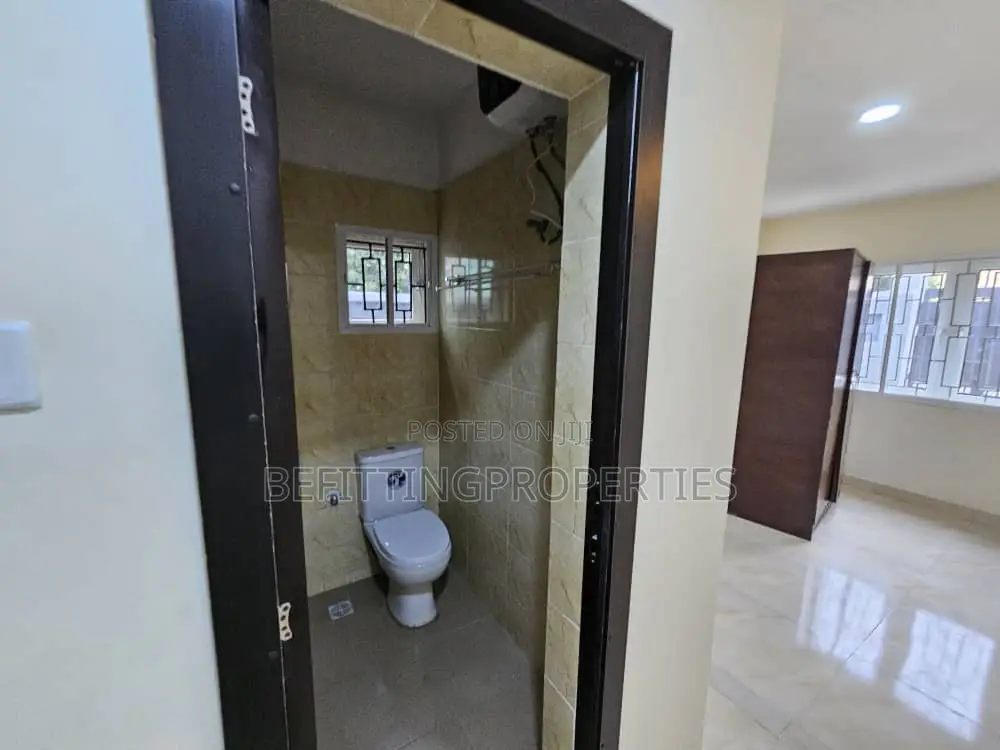 3bdrm Block of Flats in Ikeja for rent in Ikeja