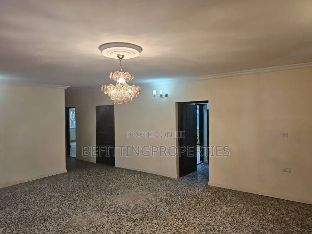 3bdrm Block of Flats in Ikeja for rent in Ikeja