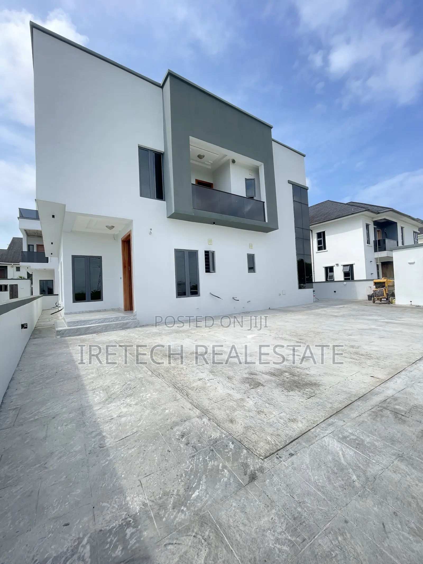 5bdrm Duplex in Ajah Royal Gardens, Lekki for sale in Lekki