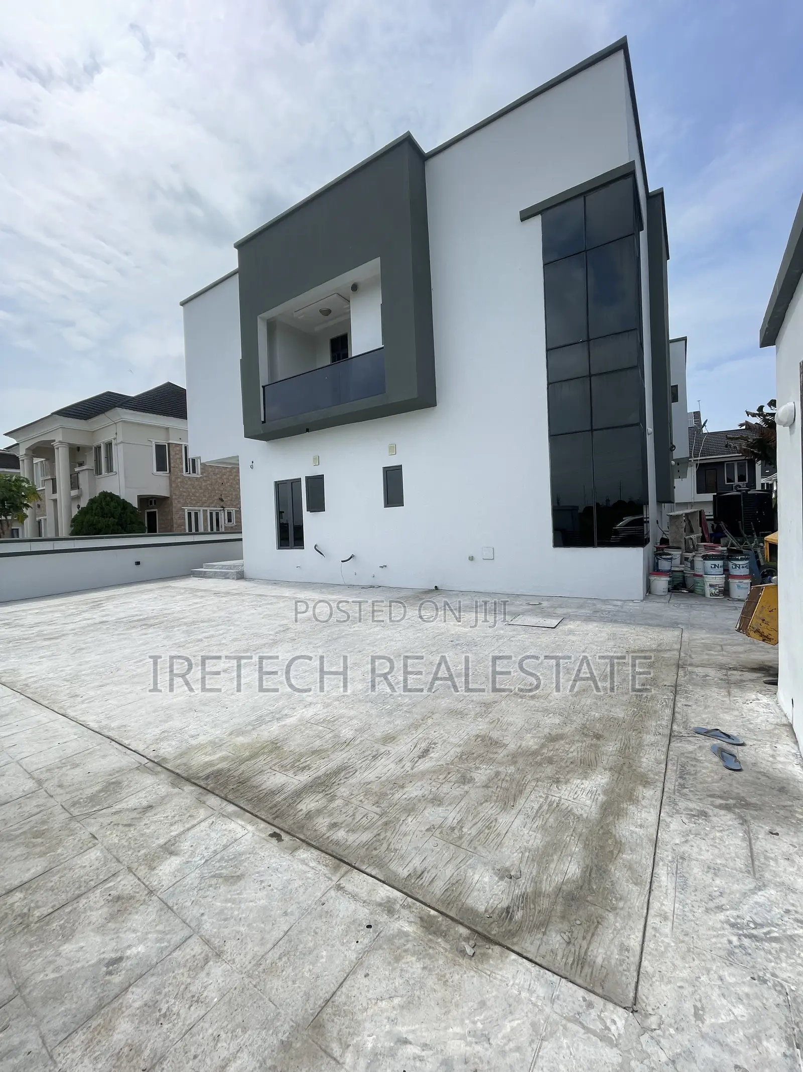 5bdrm Duplex in Ajah Royal Gardens, Lekki for sale in Lekki