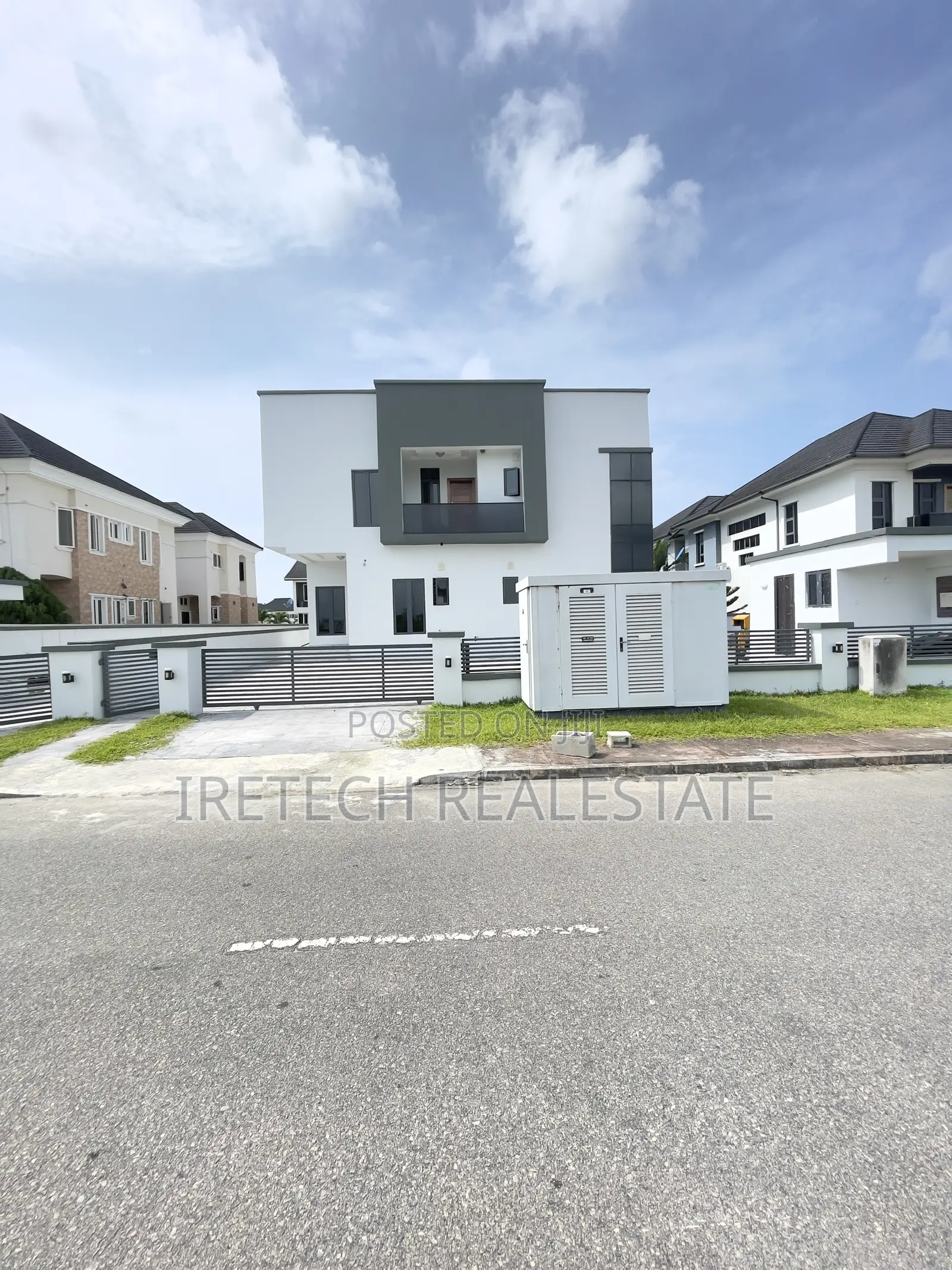 5bdrm Duplex in Ajah Royal Gardens, Lekki for sale in Lekki