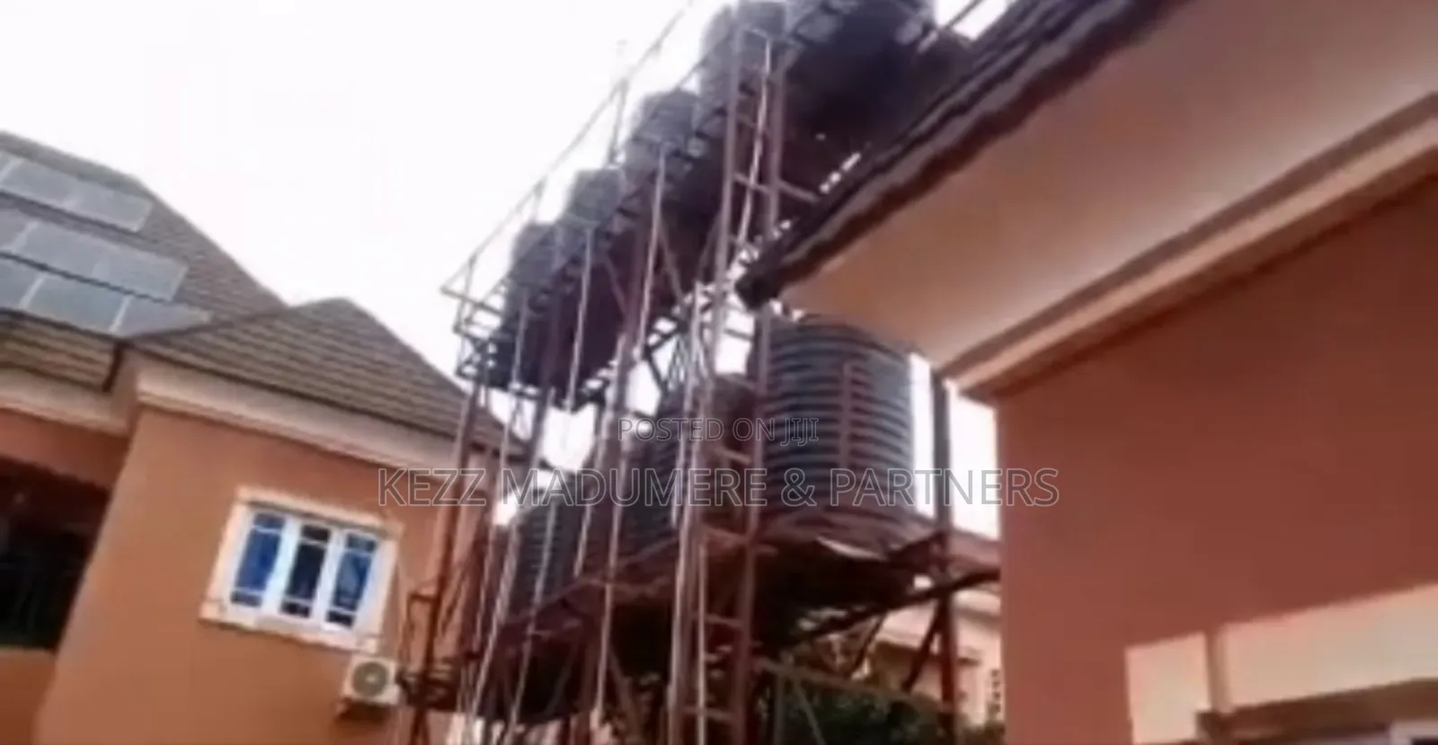 10bdrm Block of Flats in Premier Layout , for sale in Enugu