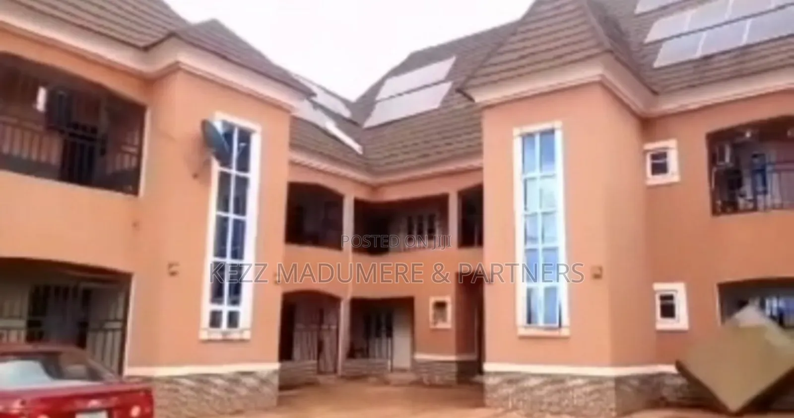 10bdrm Block of Flats in Premier Layout , for sale in Enugu
