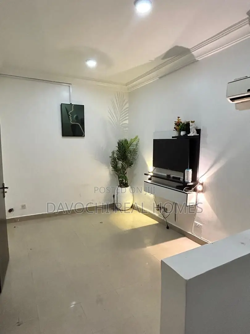Furnished 2bdrm Apartment in Lekki Phase 1 for rent in Lekki Phase 1