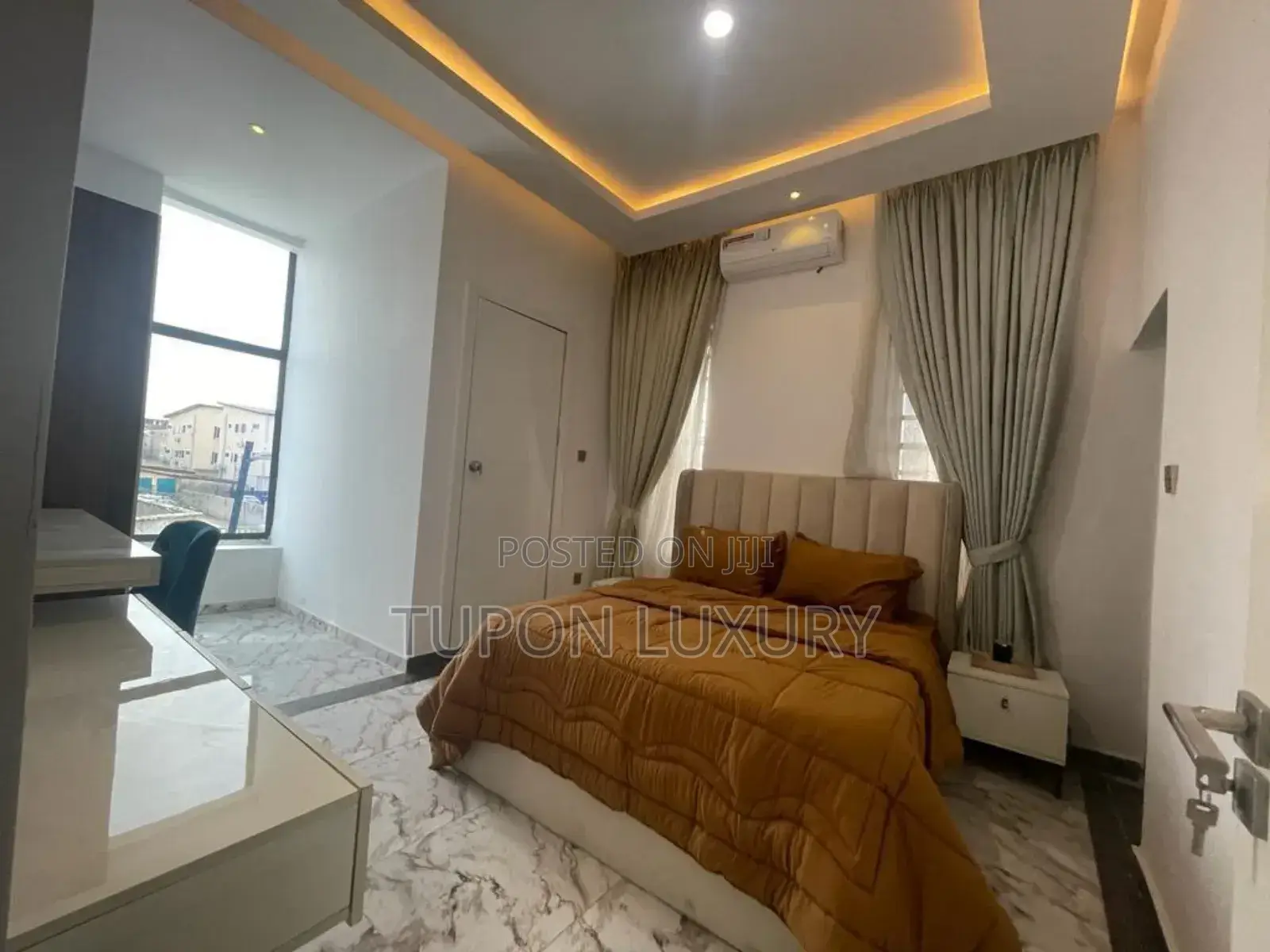4bedroom Duplex With Pool, Gym and Snooker in Lekki Phase 1