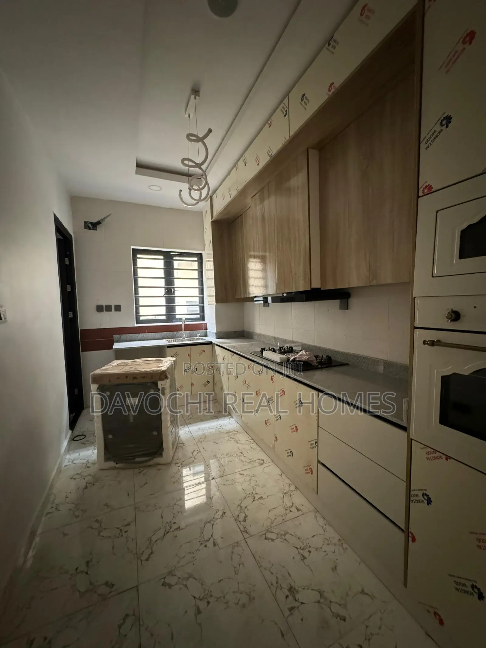 3bdrm Apartment in Chevron for rent in Chevron