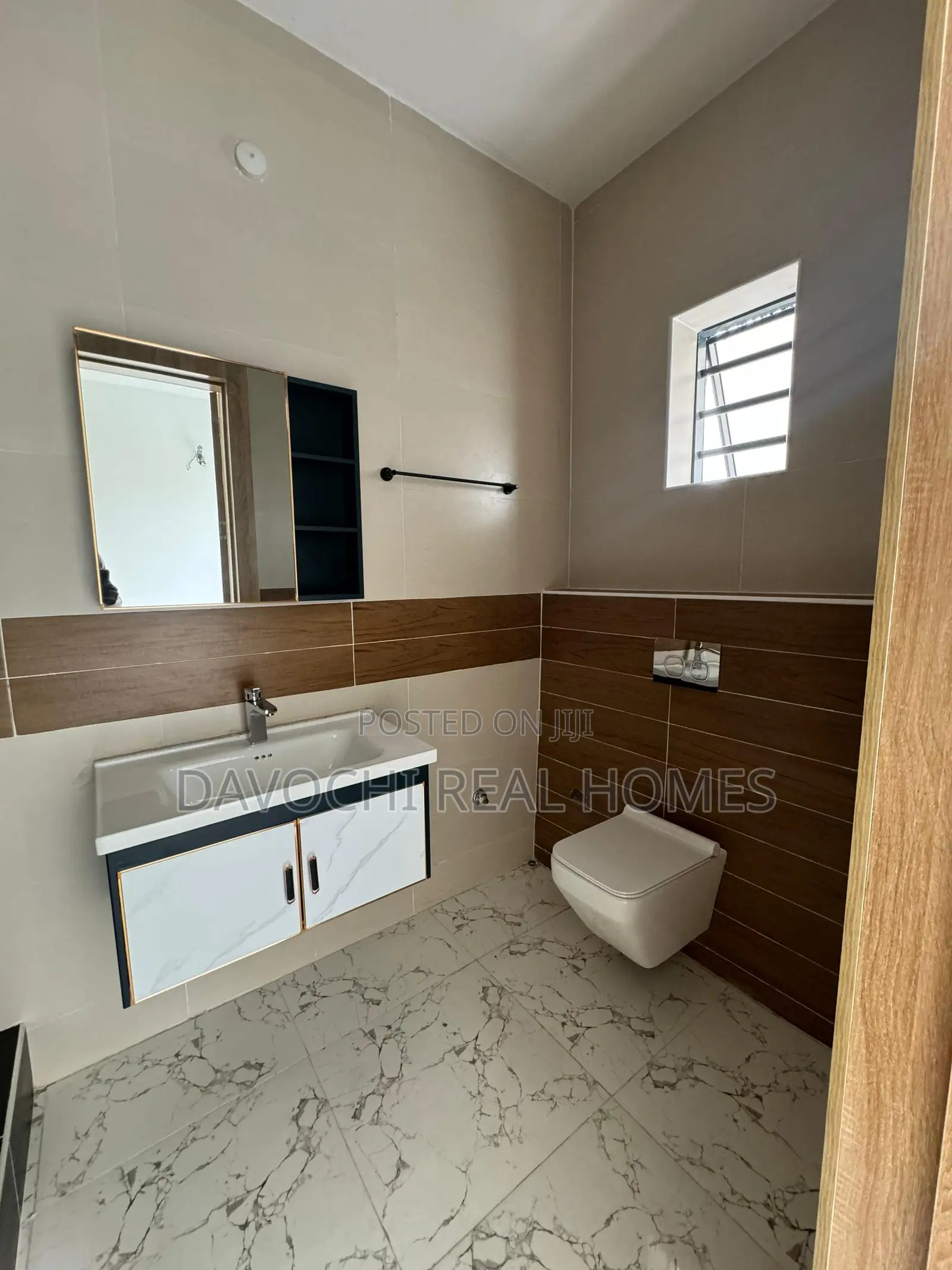3bdrm Apartment in Chevron for rent in Chevron