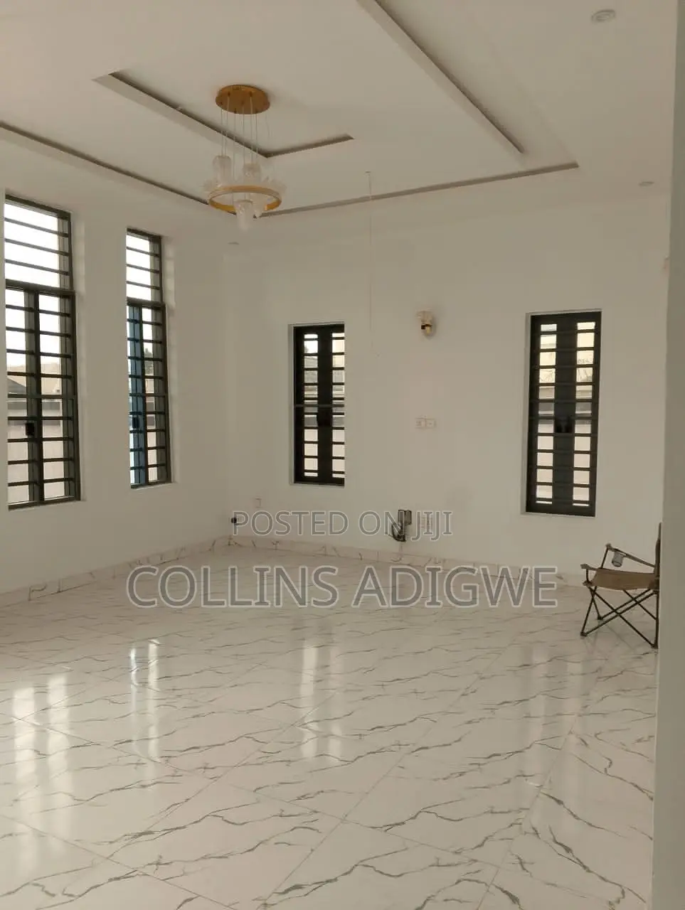 5bdrm Duplex in Thomas Estate Ext for sale in Thomas Estate