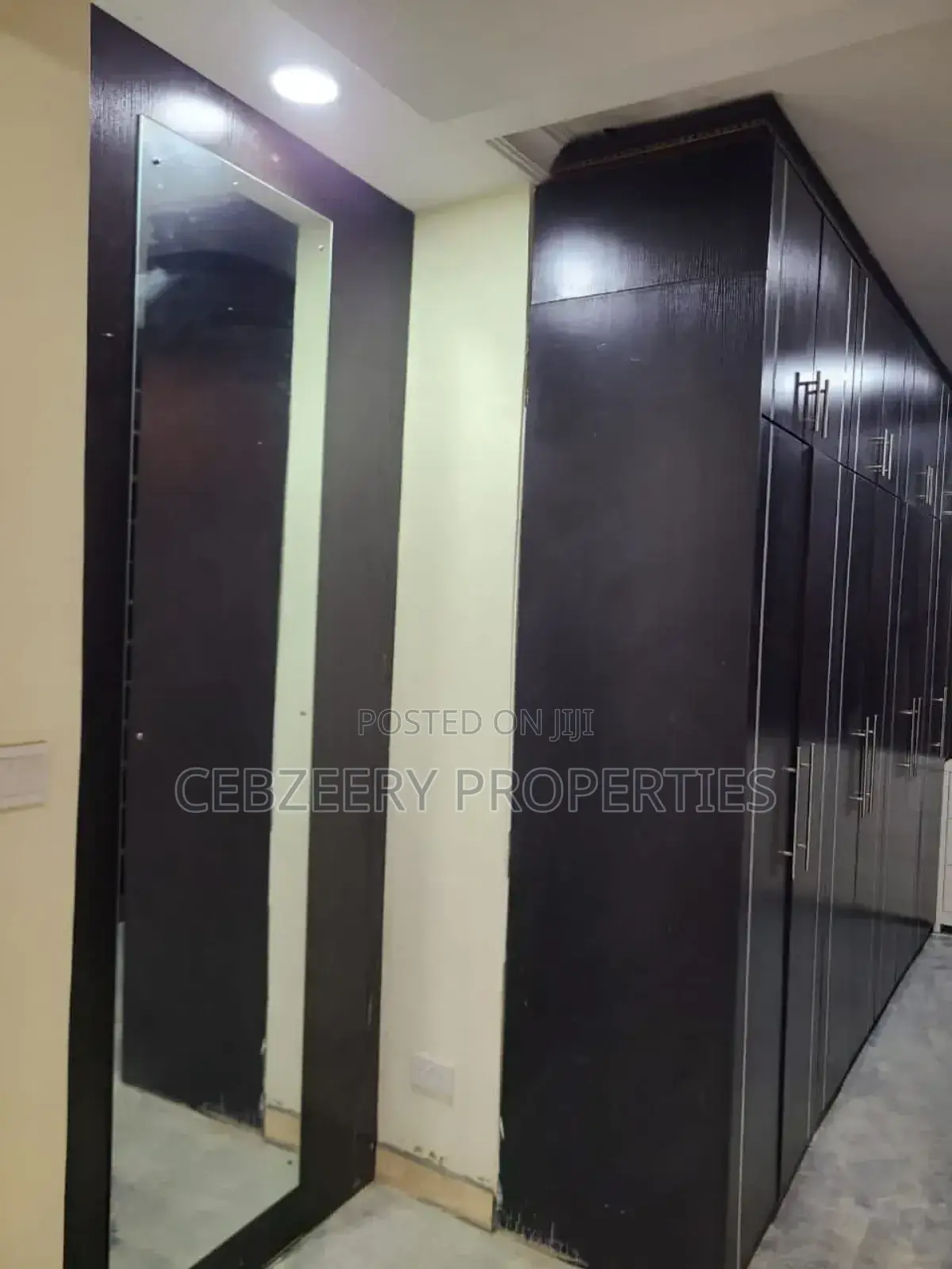 5bdrm Duplex in GRA Phase 2 Shangisha for sale in GRA Phase 2 Shangisha