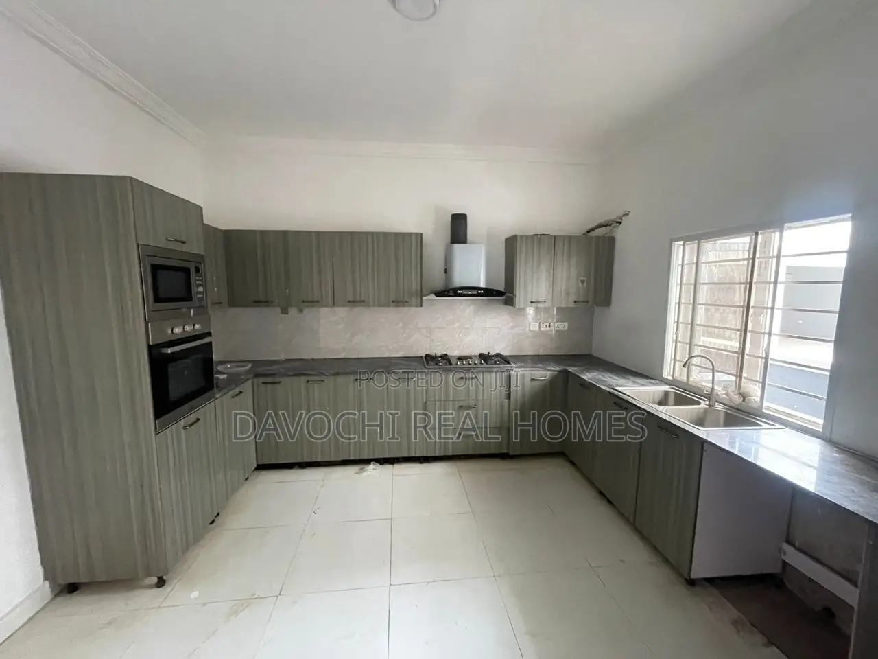 3bdrm Duplex in Lekki Phase 2 for rent in Lekki Phase 2