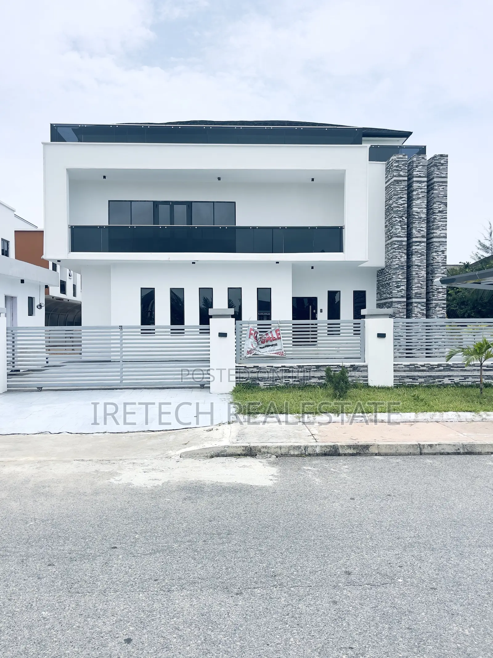 5bdrm Duplex in Royal Garden Estate for sale in Ajah
