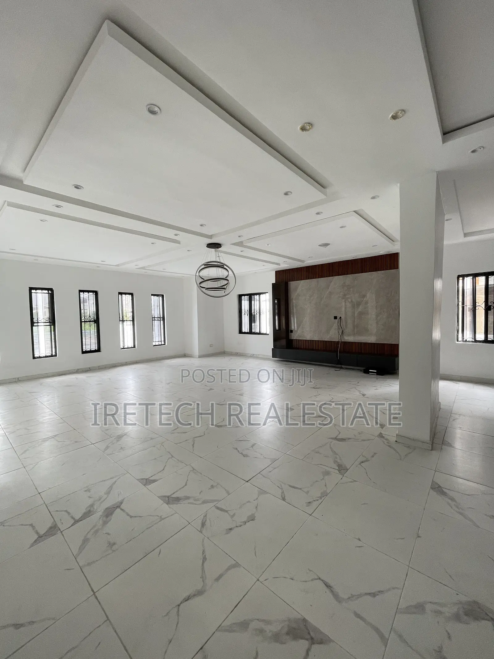 5bdrm Duplex in Royal Garden Estate for sale in Ajah