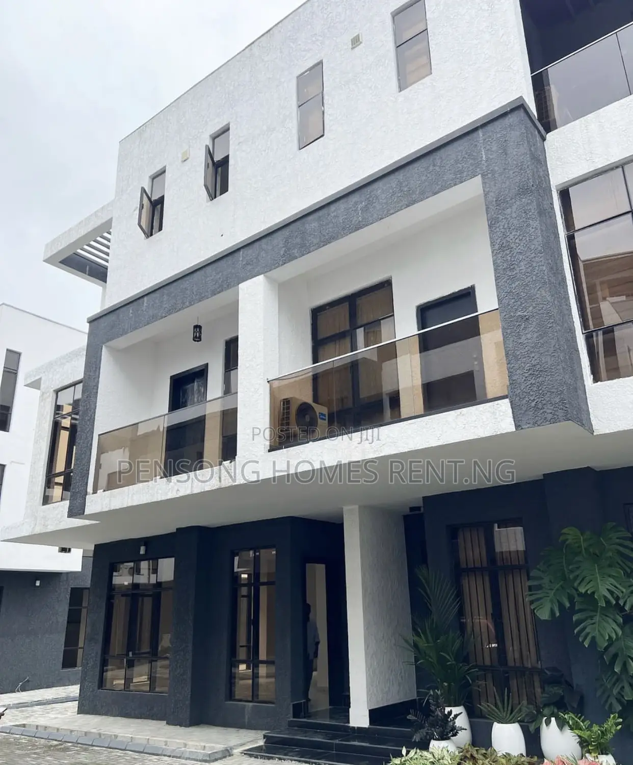 4bdrm Duplex in Victoria Island for rent in Victoria Island