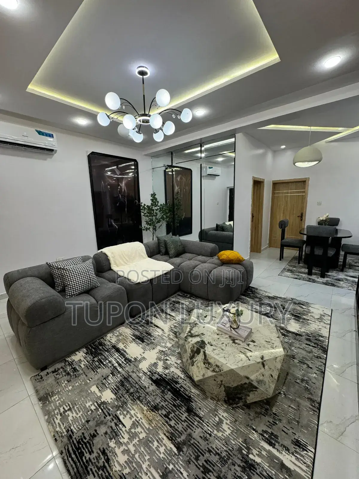 Luxury 2bedroom Apartment With Cinema and Bath Tub in Lekki Phase 1