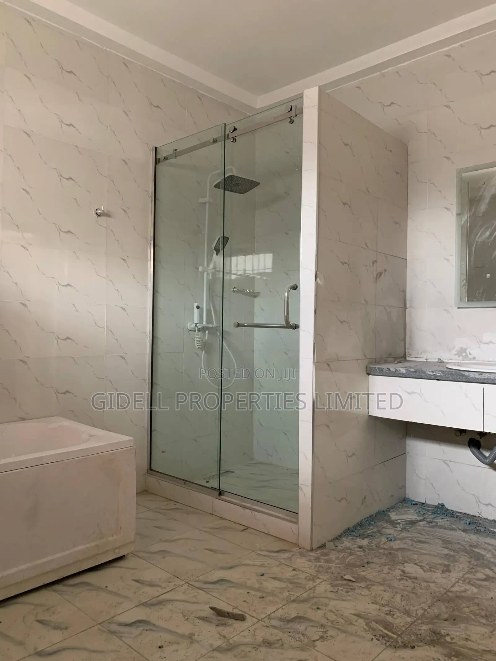 4bdrm Townhouse / Terrace in Life Camp for rent in Life Camp