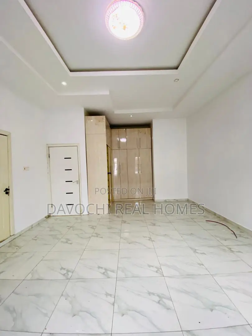 4bdrm Duplex in Osapa london for rent in Osapa london