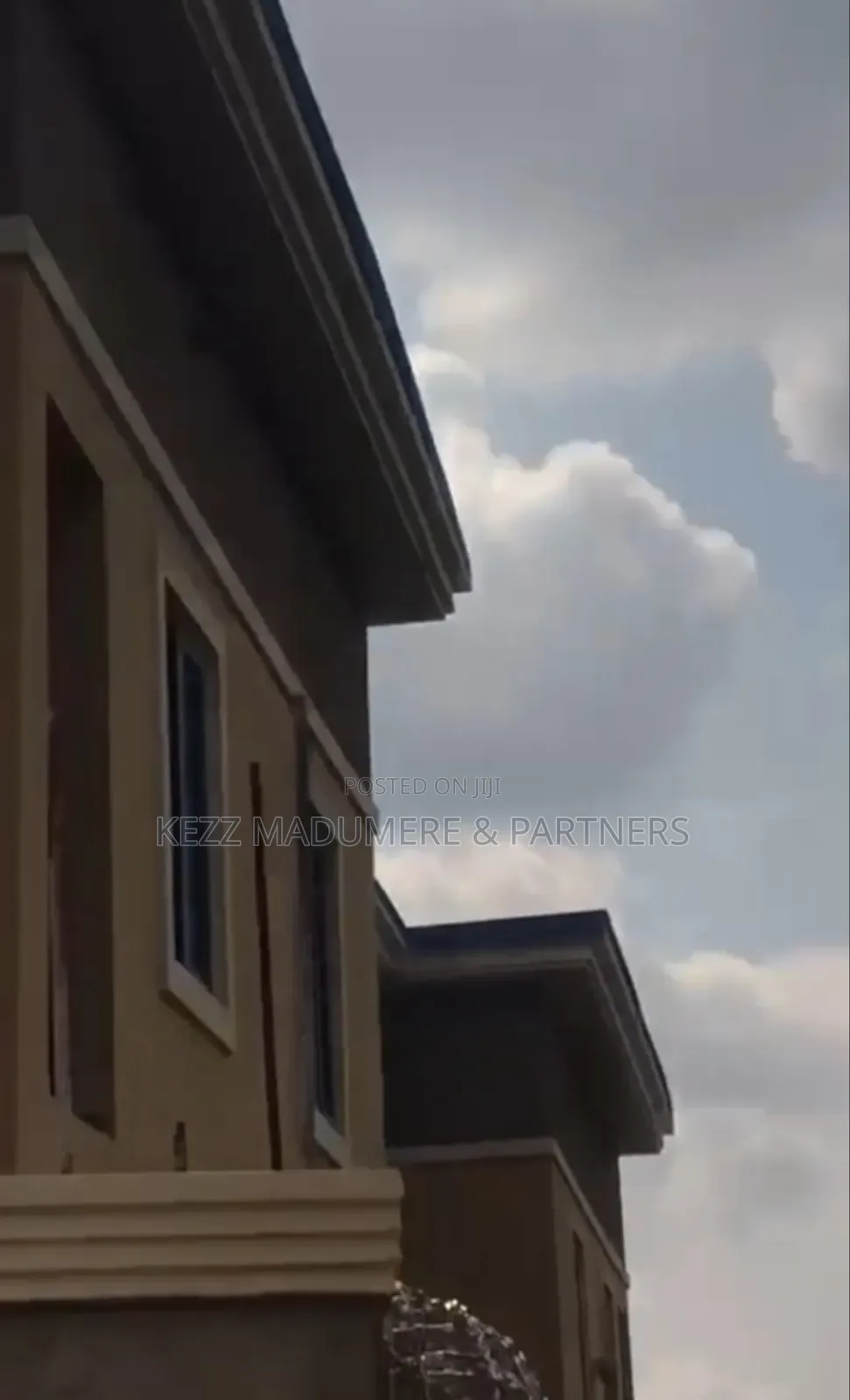 8bdrm Block of Flats in Thinker'S Corner , for sale in Enugu