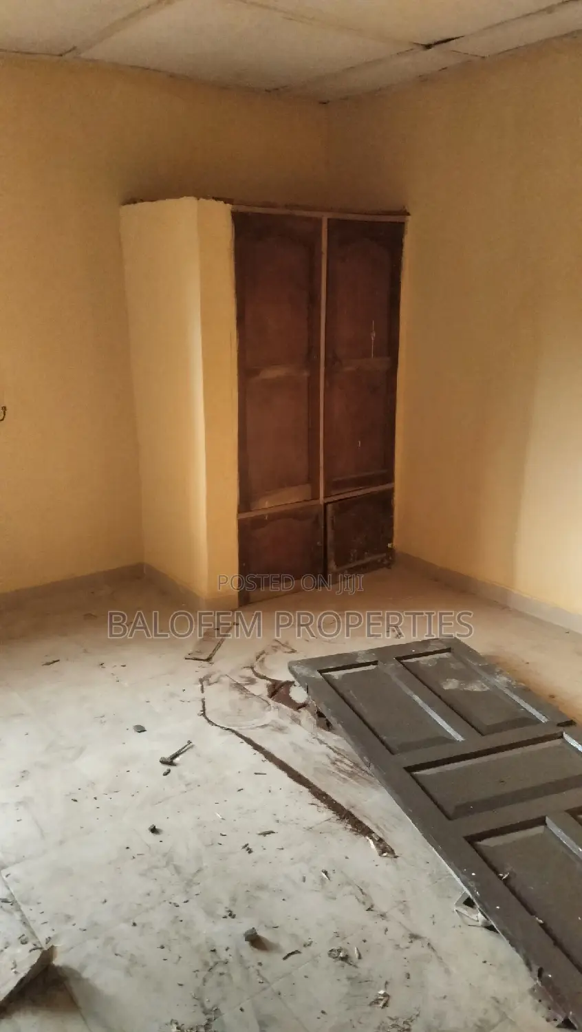 Furnished 3bdrm Block of Flats in Balofem Properties &, Abeokuta North in Abeokuta North