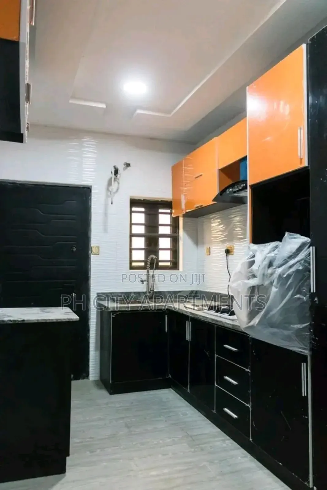 2bdrm Block of Flats in Shell Corporative, Port-Harcourt for rent in Port-Harcourt