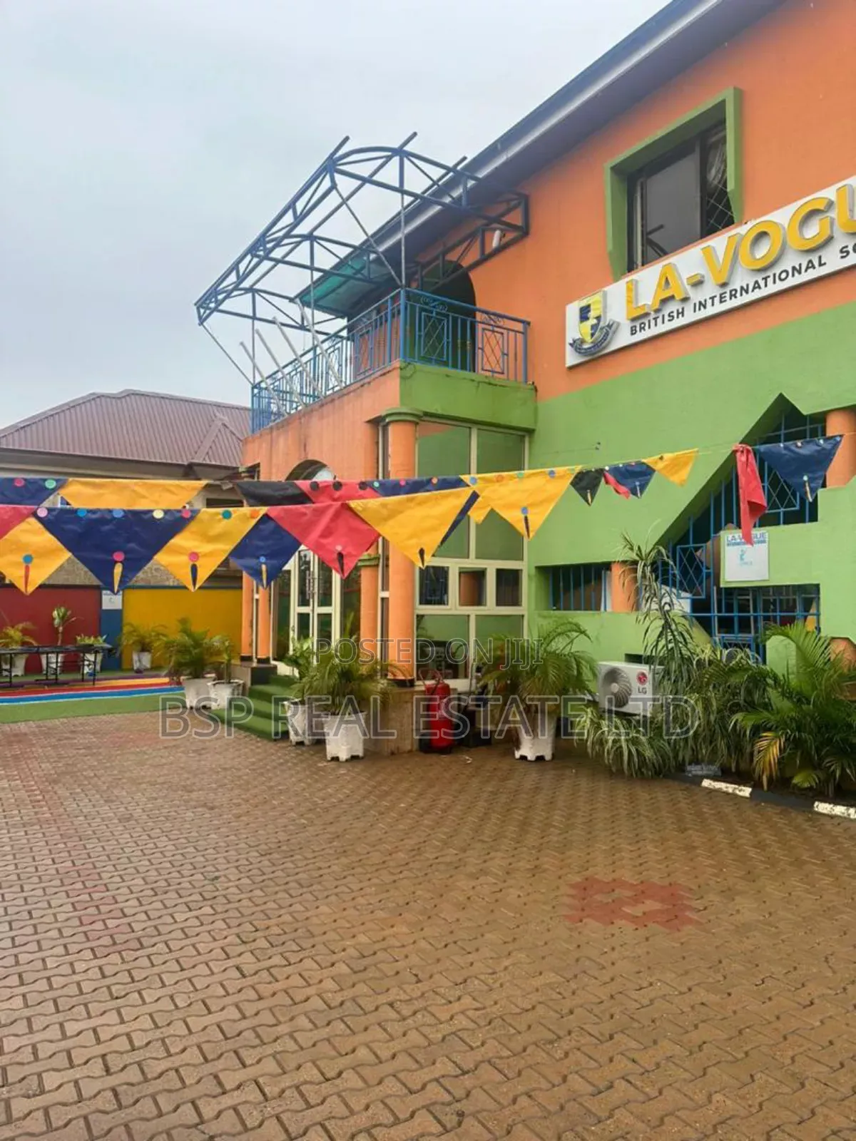Furnished 6bdrm Block of Flats in Durumi for sale in Durumi